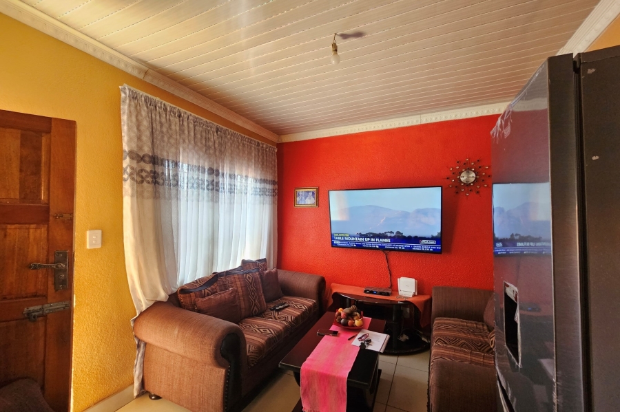 2 Bedroom Property for Sale in Tlhabane West North West